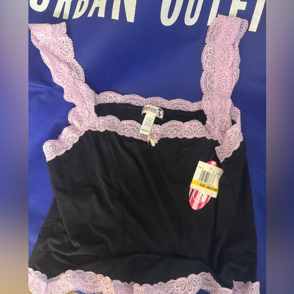 French Kitty Sexy Feline Black and Pink Lace Trim Camisole - RARE find! NWT - M - Picture 3 of 6